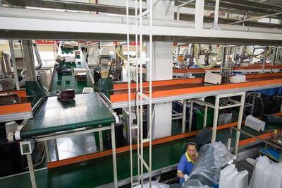 塑料制品主产地台州垃圾桶厂家销量倍增,八成订单来自上海